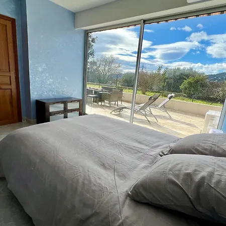 Magnifique Avec Terrasse Et Piscine *